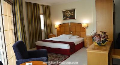 هتل آپارتمان دلفین