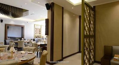 دوناتلو هتل