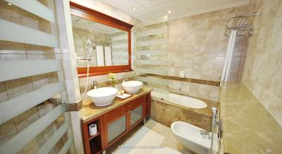 دوناتلو هتل