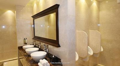 دوناتلو هتل