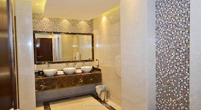 دوناتلو هتل