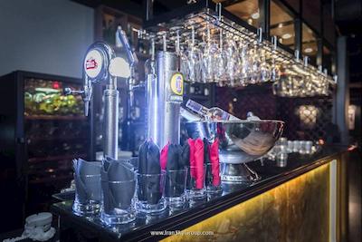 سیگنچر 1 هتل تکام ( سام ور هتل تکام سابق )