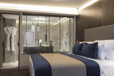 نوبل22 سوئیت