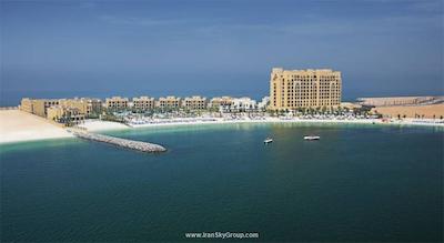 دوبلتری بای هیلتون ریزورت اند سپا مرجان آیلند