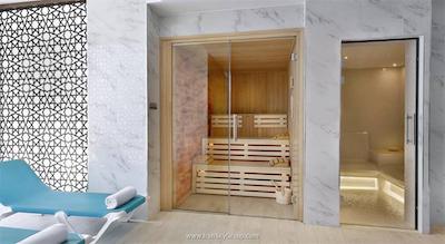 دوبلتری بای هیلتون ریزورت اند سپا مرجان آیلند