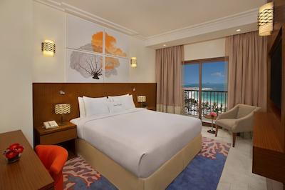 دوبلتری بای هیلتون ریزورت اند سپا مرجان آیلند