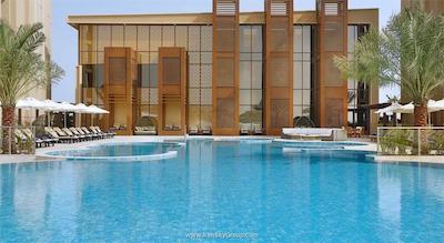 دوبلتری بای هیلتون ریزورت اند سپا مرجان آیلند