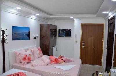 ایاسوفیا دلوکس آپارت