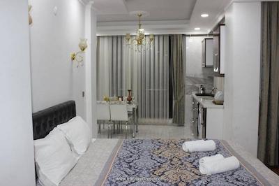 ایاسوفیا دلوکس آپارت