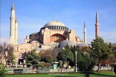 ایاسوفیا دلوکس آپارت