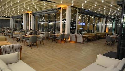 ویس هتل آکادمیک کناکلاما اسپا اند کنفرانس