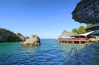 کرومار هتل د لوکس