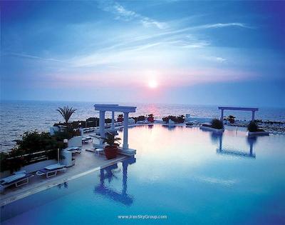 کرومار هتل د لوکس