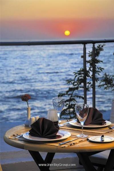 کرومار هتل د لوکس