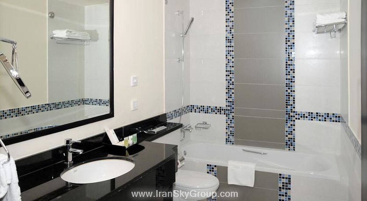 هتل آپارتمان دونس عود متا