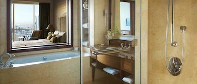 دوسیت تانی ابوظبی