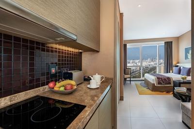 دوسیت تانی ابوظبی