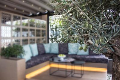 سیتی لافت هتل آتاشهیر