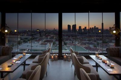 سیتی لافت هتل آتاشهیر