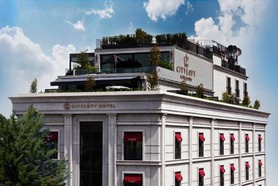 سیتی لافت هتل آتاشهیر