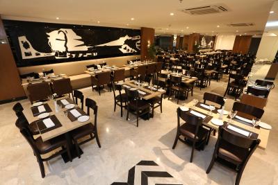 ریل رگنکی پلس هتل