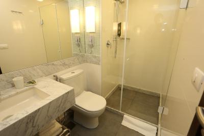 ریل رگنکی پلس هتل