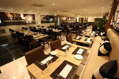 ریل رگنکی پلس هتل