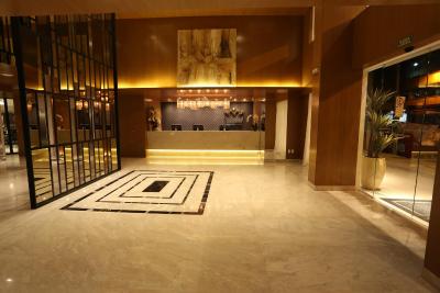 ریل رگنکی پلس هتل