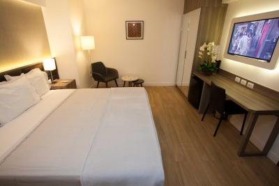 ریل رگنکی پلس هتل