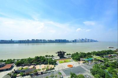 شرتن گرند هنگژو بینجینگ هتل