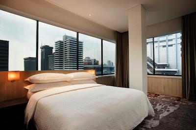 فور پوینتس بای شرایتن جاکارتا تامرین