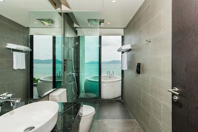 می بیچ رسرت