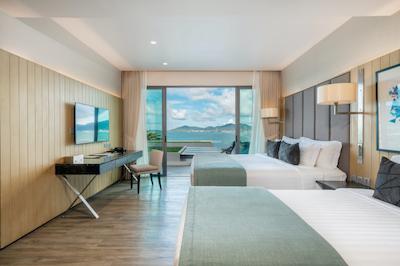 می بیچ رسرت