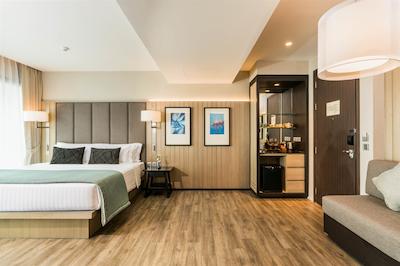 می بیچ رسرت