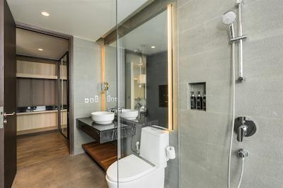 می بیچ رسرت