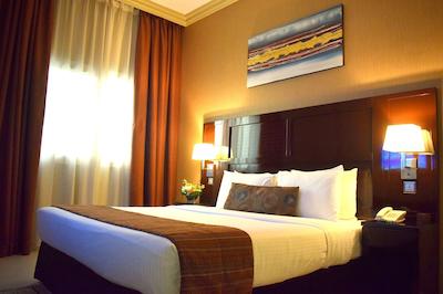 امارات استارز هتل