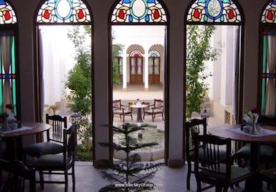 هتل لاله یزد