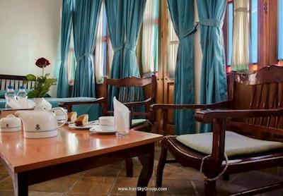 هتل لاله یزد