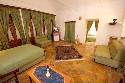 هتل لاله یزد