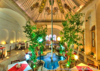 هتل لاله یزد