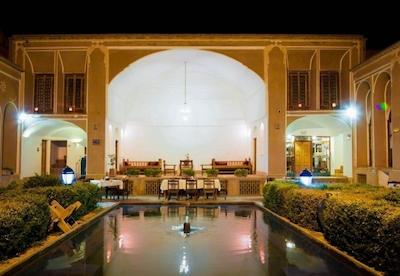 هتل لاله یزد