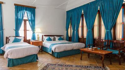 هتل لاله یزد