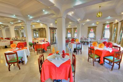 هتل لاله یزد