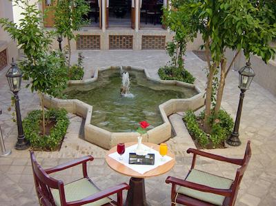 هتل لاله یزد