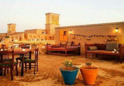 هتل لاله یزد