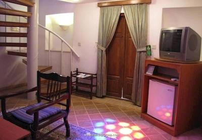 هتل لاله یزد