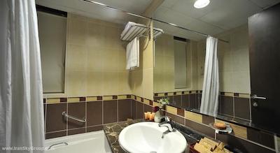 اگزکیوتیو سوئیتس بای موروج گلوریا