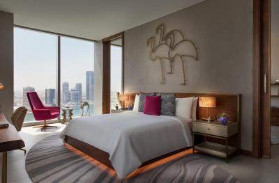 رنسانس داون تاون هتل دوبی