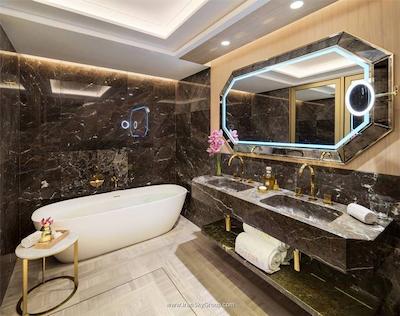 ته اونه بارسلونا