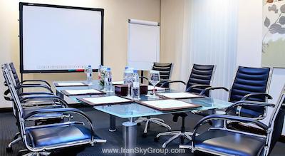 هتل آپارتمان فلورا کریک دلوکس